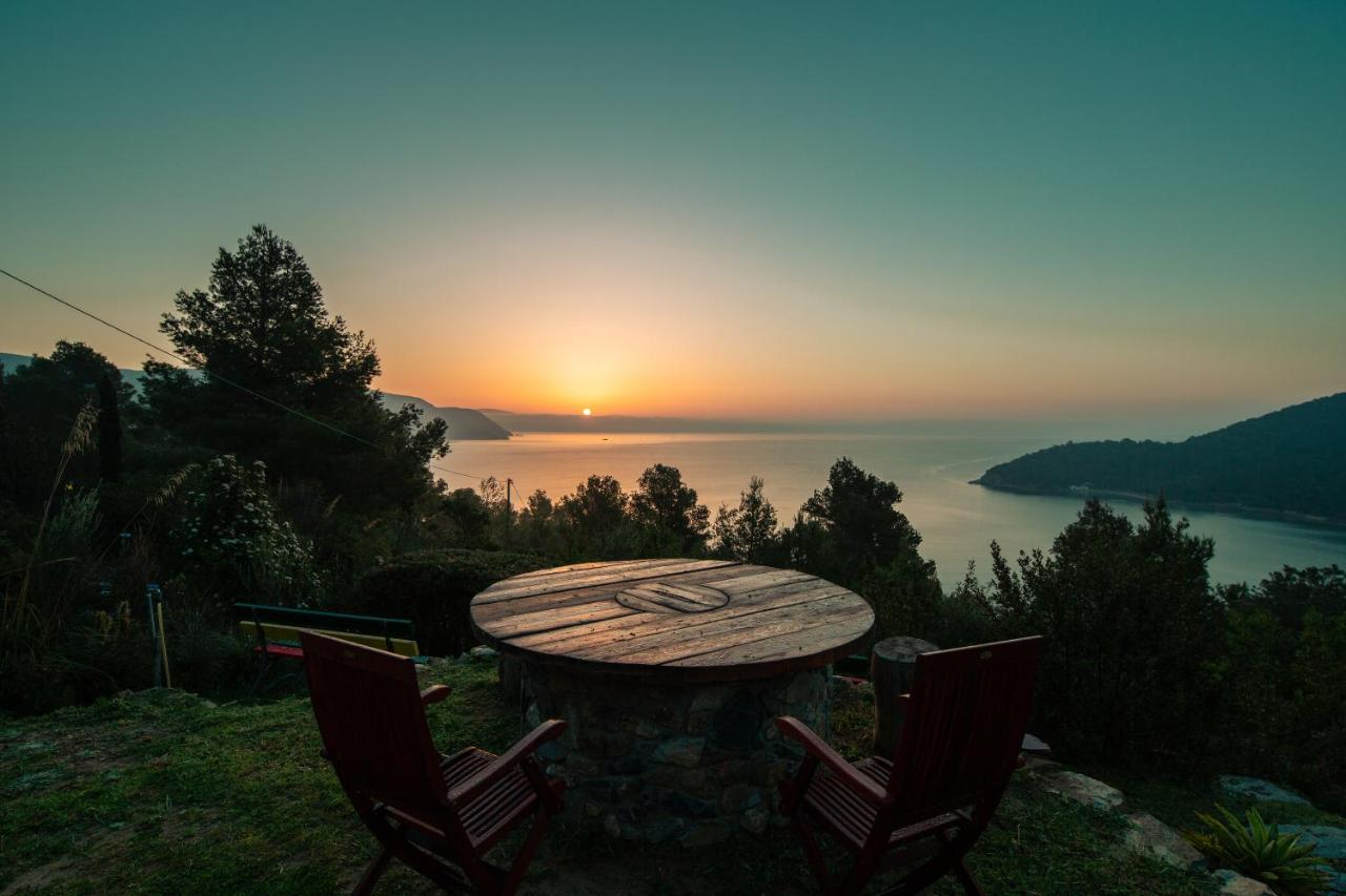 Bed and Breakfast La Collina Sul Mare Marina di Campo Exterior foto