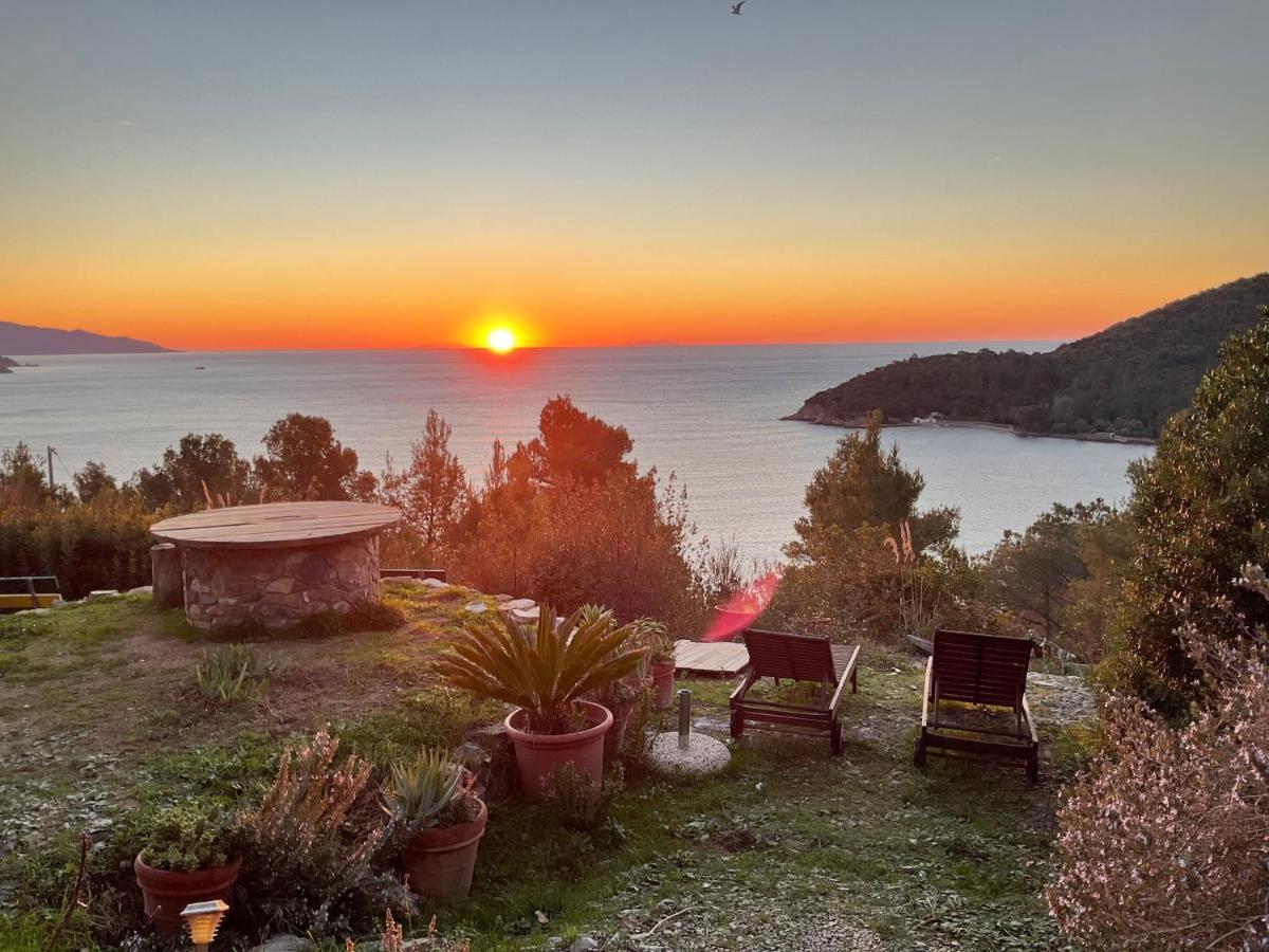 Bed and Breakfast La Collina Sul Mare Marina di Campo Exterior foto