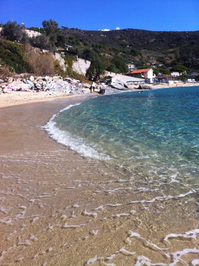 Bed and Breakfast La Collina Sul Mare Marina di Campo Exterior foto